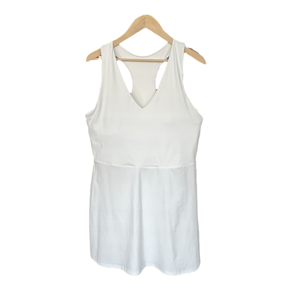 Fabletics On the Go Built in Bra Dress in White - Size XXL (US 14/16)